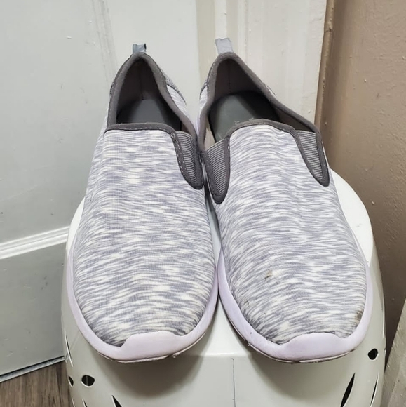 🌴West Loop Memory Foam Easy Slip on Grey Women's Sneakers Women's Size 9✌️ - Picture 5 of 7